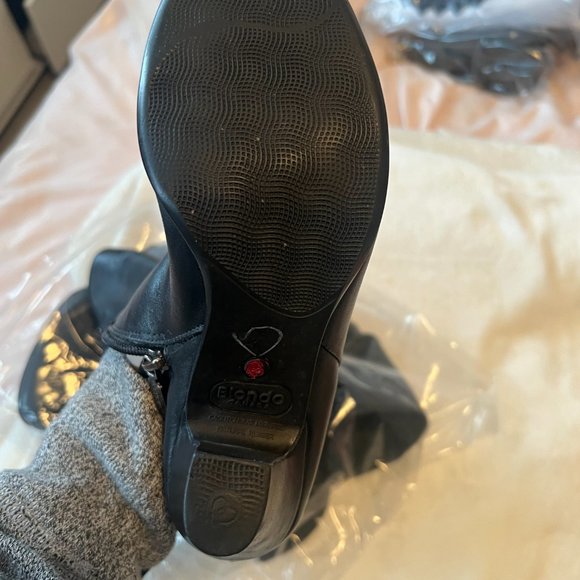 blondo heeled black boots ruched bow size 6 like new no tags - Picture 11 of 14